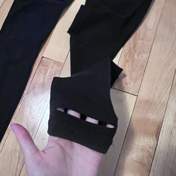 Size Small Alo Yoga Mesh leggings - Picture 3 of 5